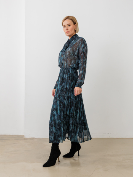 Костюм 833.1/72 изумр.питон Костюм 833.1/72 изумр.питон