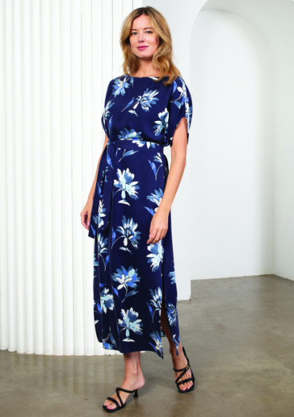 Платье 2.1.2-758-3 синий, цветы Платье 2.1.2-758-3 синий, цветы