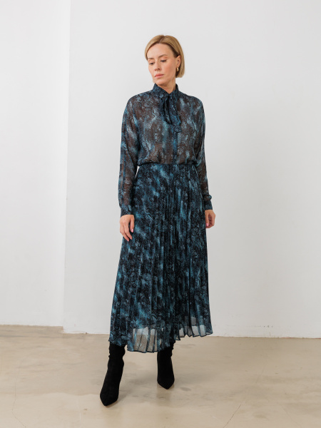 Костюм 833.1/72 изумр.питон