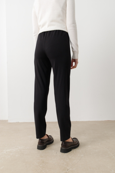 Брюки 4.5.2-6.2-3 черный